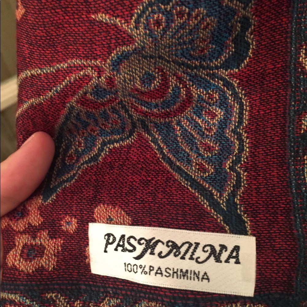 Wrap - Picture 2 of 5